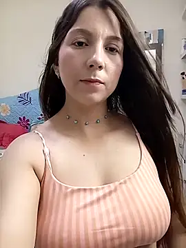 Arianna Moss online show from May 12, 11:33 pm