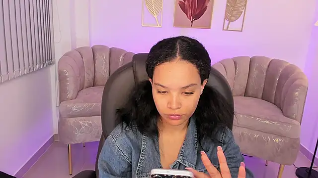 Ayshel cooperr online show from October 12, 4:04 am