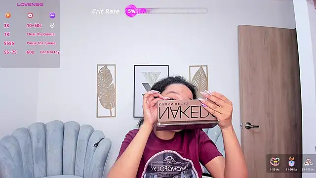 Ayshel cooperr online show from November 2, 3:32 am