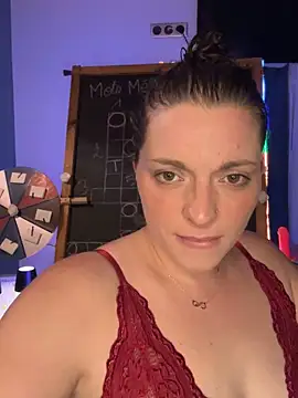 coquineronde online show from September 16, 7:11 pm