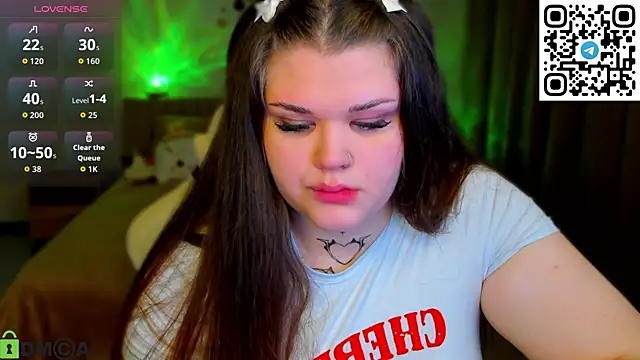 elle one online show from October 7, 3:11 am