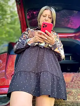 Milena-MilfaXXX online show from May 18, 4:00 am