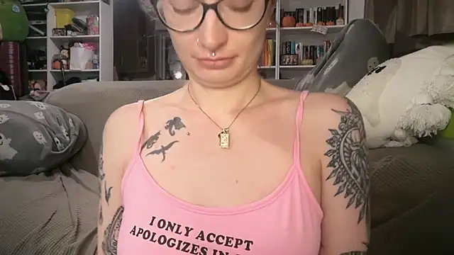 harleyblair online show from May 26, 10:09 pm