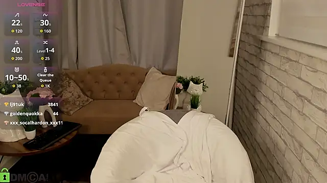 MalvinaDream online show from February 7, 7:12 am