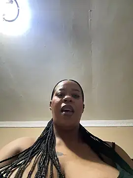 THICKBUNNYCHICKxxx online show from May 18, 8:04 pm