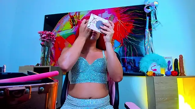 Sexi Red online show from September 16, 8:50 pm