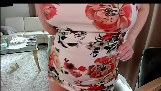 Natascha-Hill online show from March 8, 9:35 am