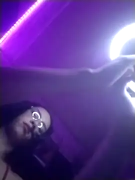 LunaMell online show from September 20, 9:02 pm