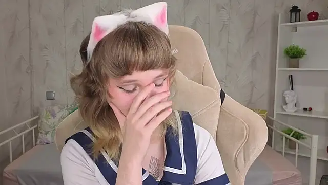 Tori Cutie online show from May 21, 1:58 am