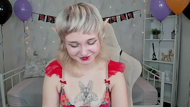 Tori Cutie online show from November 2, 12:25 am