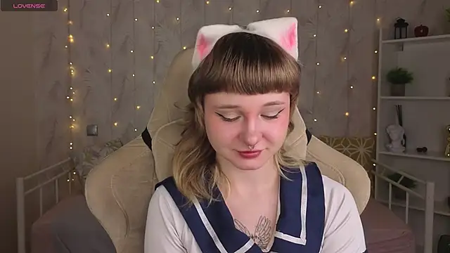 Tori Cutie online show from May 12, 12:08 am