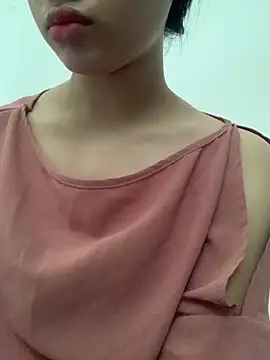 Nguyenha11 online show from September 15, 8:22 am