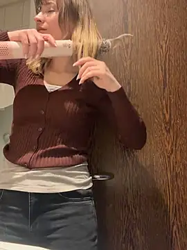 IsabellaEtha online show from December 17, 1:48 pm