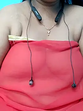 Snapshot of yelmaji91 chatting on September 29, 7:13 am yelmaji91 online show from September 29, 7:13 am