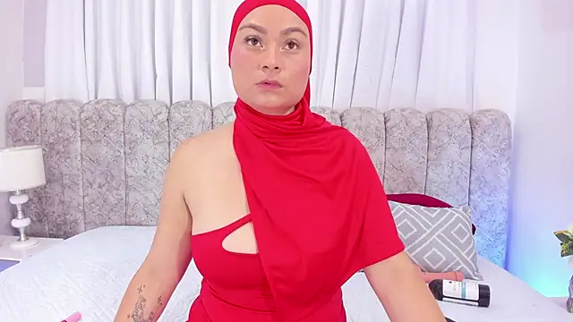 azaharaaa  online show from May 26, 11:53 am