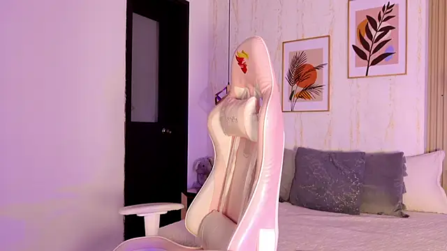 Snapshot of Ayleen_Dunkan chatting on September 23, 1:20 pm Ayleen Dunkan online show from September 23, 1:20 pm