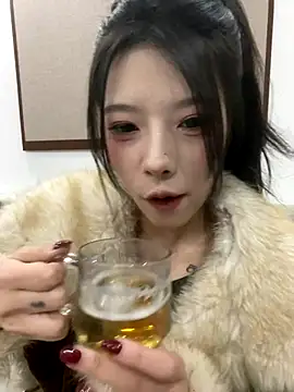 yuanyuanzi99 online show from November 29, 7:18 pm