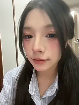yuanyuanzi99 online show from October 6, 3:50 pm