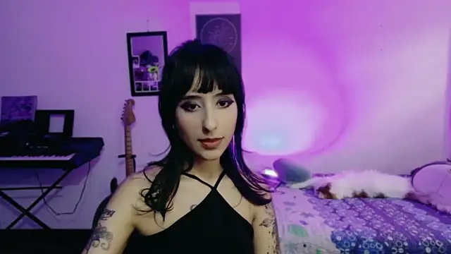 atenea dragon   online show from March 15, 10:01 pm