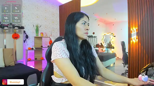 BLUE TAY1 online show from October 15, 12:19 pm