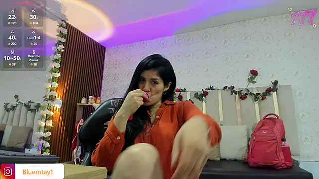 BLUE TAY1 online show from March 27, 11:44 am