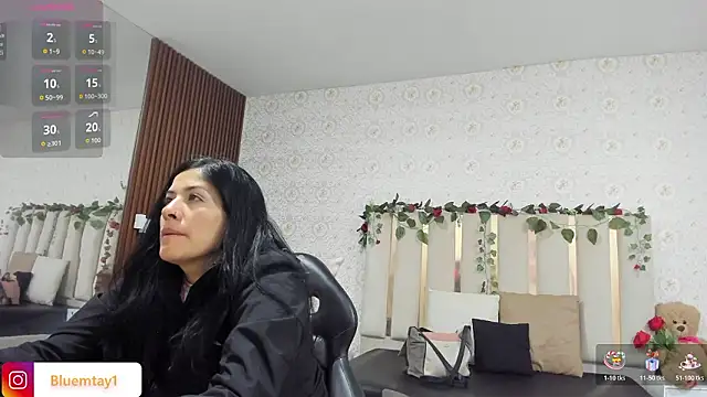 BLUE TAY1 online show from February 15, 12:04 pm