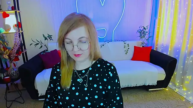 YourUniverser online show from May 6, 1:26 pm