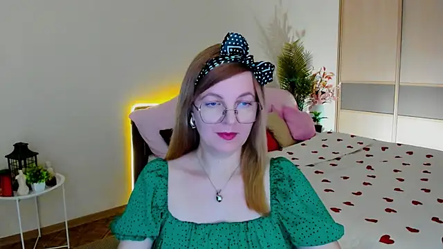 YourUniverser online show from May 7, 1:37 pm
