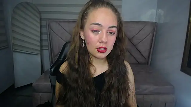 Luna Star v online show from October 8, 3:22 am