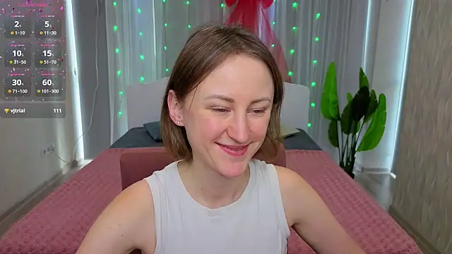 LuluChiiii online show from December 16, 11:27 am