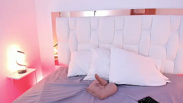 Sexxchubby online show from December 2, 10:45 pm