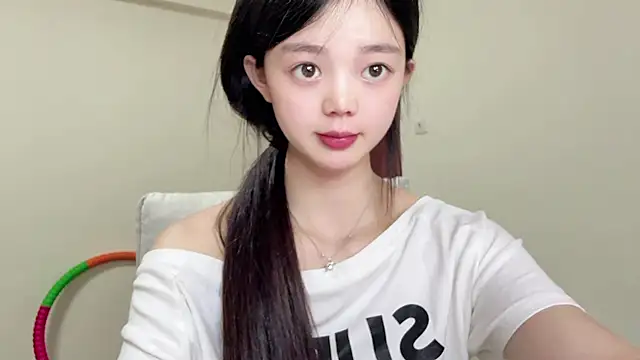 Nicole-13 online show from May 18, 2:45 pm