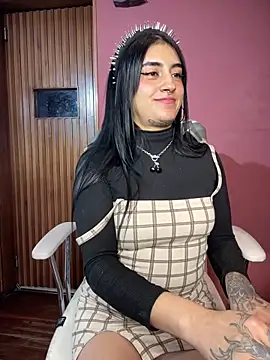 LilithPink  online show from October 13, 2:25 am