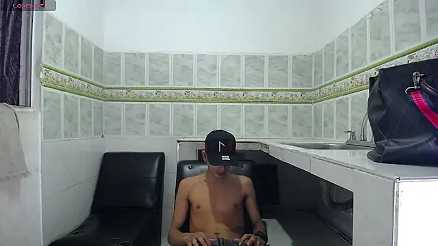 brian sexlove online show from November 13, 7:35 pm