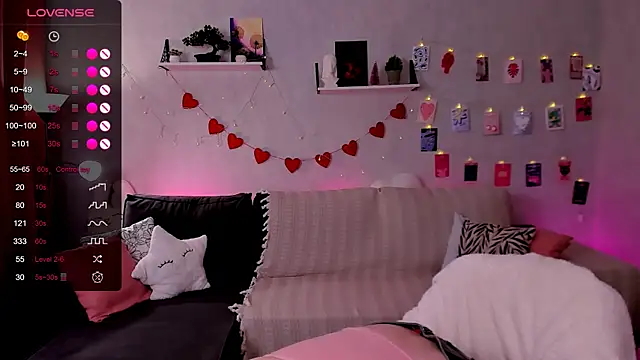 BellaCaress online show from March 4, 6:31 am