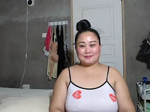 jengrey online show from December 18, 5:45 am