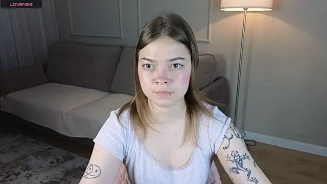 patriciapink online show from May 8, 8:28 am
