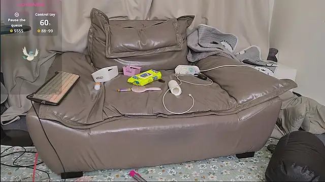 fox-yiyi online show from March 30, 8:03 am