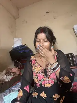 Priyasingh755 online show from June 19, 2:42 pm