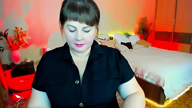 CrystaalStaar online show from October 15, 9:34 am