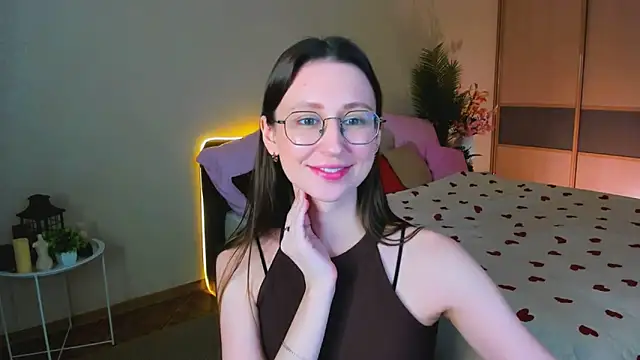 YourLovellyStory online show from May 11, 4:04 pm