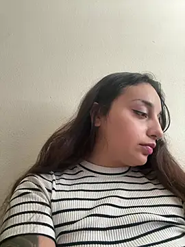 CharmingMaddie online show from July 3, 6:03 pm