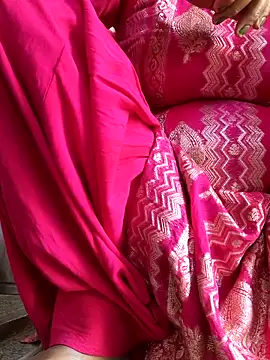 Love-pari077 online show from February 15, 7:51 am