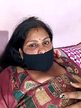 Love-pari077 online show from February 9, 9:33 am