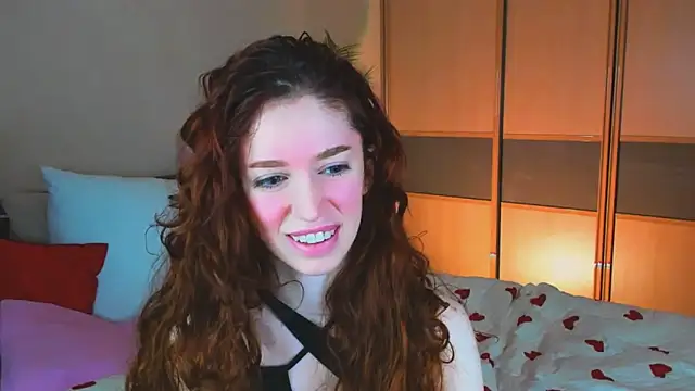 ChristinaConteeree online show from March 29, 4:22 am