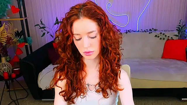 ChristinaConteeree online show from May 20, 3:25 am
