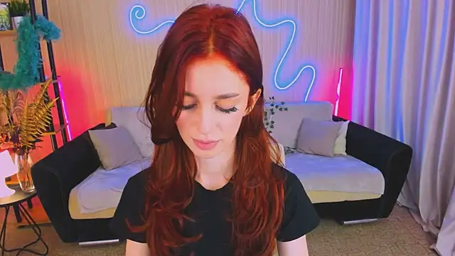 ChristinaConteeree online show from October 13, 8:11 pm