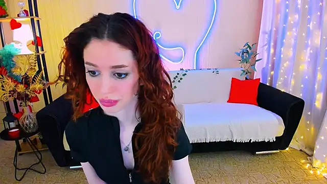 ChristinaConteeree online show from April 27, 3:25 am