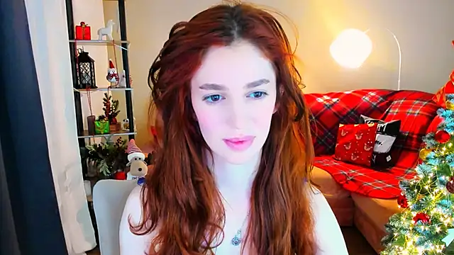 ChristinaConteeree online show from December 18, 4:45 pm