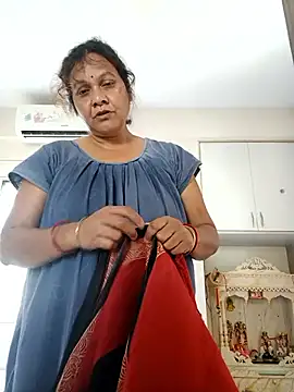 SHUVANI SEXY online show from September 25, 3:05 am
